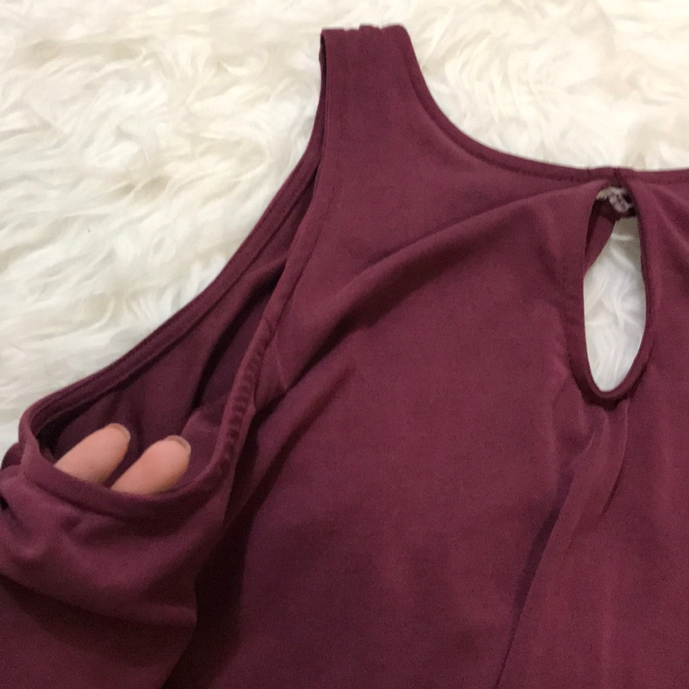 Cold shoulder top